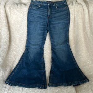Women’s Wrangler Retro Flare size 30x30 NEW